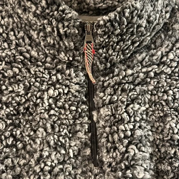 Weatherproof fluffy half zip pullover. - Picture 2 of 4